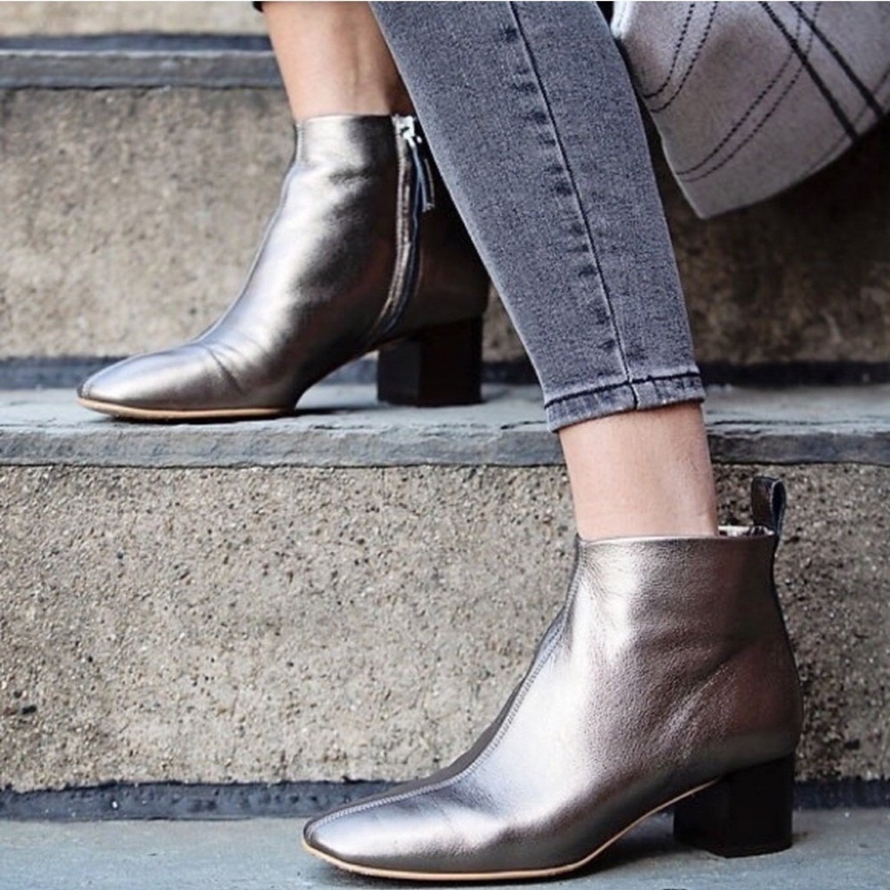 EVERLANE The Day Boot Metallic Leather Iron Pewter Silver Block Heel Size 9‎